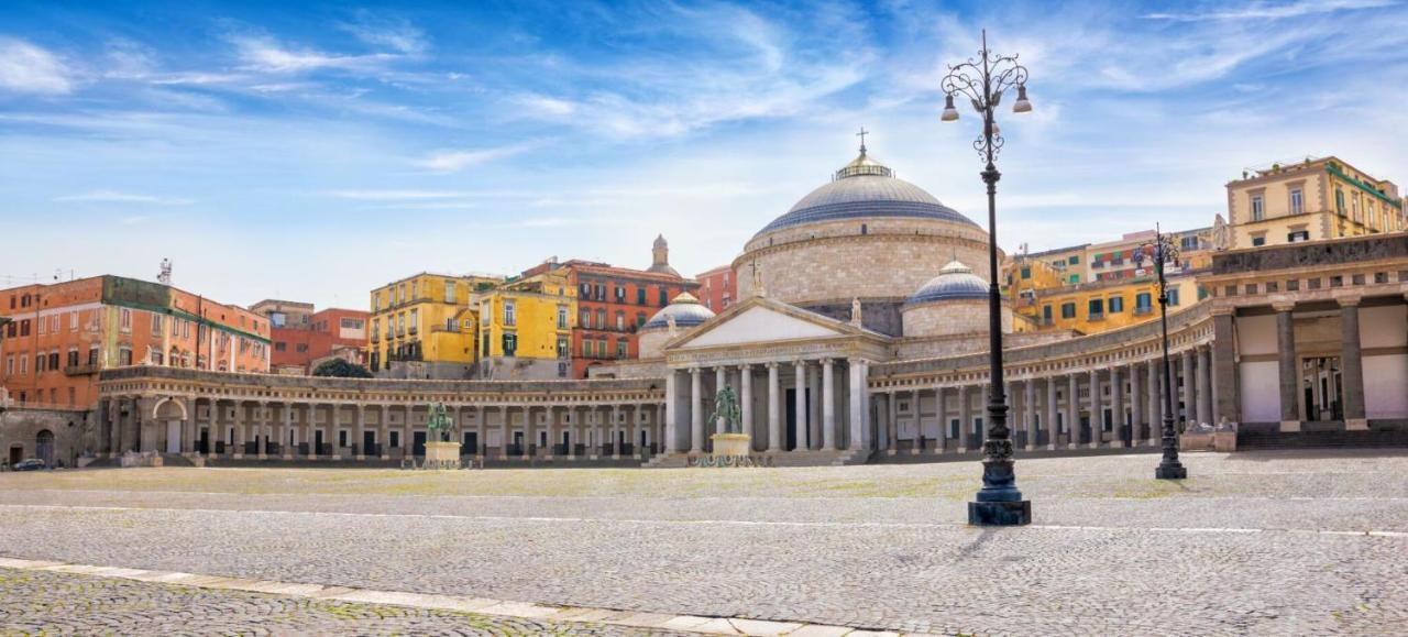 Casina Via Foria Bed & Breakfast Napoli Exterior foto