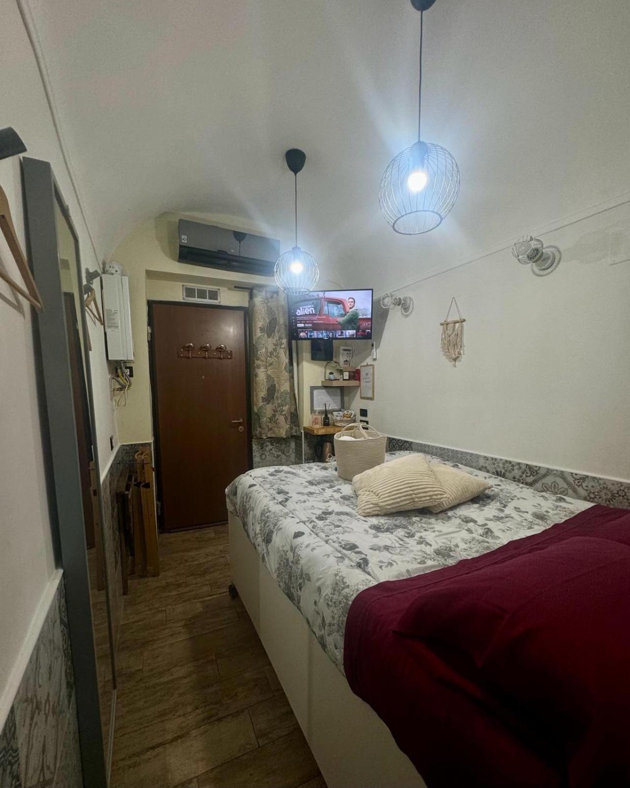 Casina Via Foria Bed & Breakfast Napoli Exterior foto